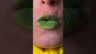 Watermeloenlippen zijn de nieuwe trend 🍉 [upl. by Anawt]