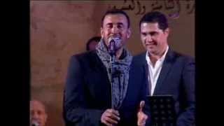 كاظم الساهر  لقعدلك عالدرب قعود  ليالي جرش 2013 [upl. by Nevanod]