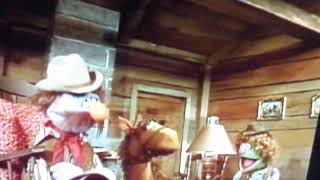 Classic Sesame Street Forgetful Jones Uses Clues Castilian Spanish [upl. by Sidhu313]