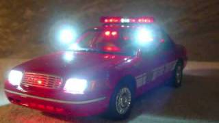 118 FIRE CHIEF WITH WORKING LIGHTS FULLY FUNCTIONAL LIGHT BAR AND TRAFFIC ADVISER [upl. by Consolata769]