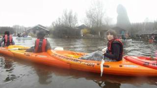 The longest kayak  9640 mtr  31627 ft  Guinness Book of World Records [upl. by Kauffman985]