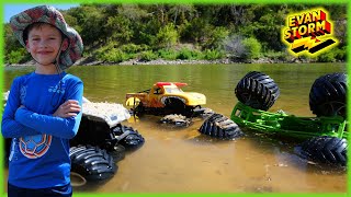 Monster Jam Color Reveal Mudder Trucks Hidden Inside A Mystery Beach Sand Castles [upl. by Stearn]