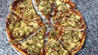 اسهل طريقة عمل البيتزا عجينة وحشوة في المنزل وصفة سهلة قتصادية و سريعة Pizza [upl. by Mcgill]