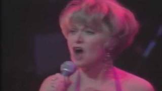 Elaine Paige  Love hurts [upl. by Layap]