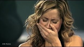 Lara Fabian  Je taime  Live in Paris 2001  HQ  Emotional Performance [upl. by Lyreb]