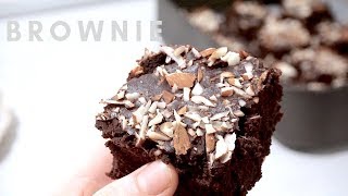 BROWNIES VEGANI  Ricetta senza GLUTINE  Facilissimo e delizioso [upl. by Gwenneth]