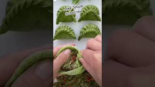 Momos Folding Technique🥟 Veg momos fold karne ka Tarika How to wrap Veg Momos shortvideo momos [upl. by Lubbock]