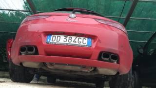 Alfa Brera 24 jtdm 200cv start up sound revs stock [upl. by Samaj600]