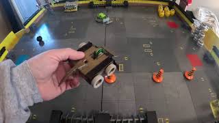 Hexbug Battle Bot Obstacle Course round 5 [upl. by Tilford]