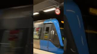 C25 Ankommer Västra Skogen på väg mot Kungsträdgården [upl. by Chretien279]