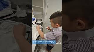 Nasal Saline Rinse ការលាងច្រមុះដោយប្រើទឹកស៊ីរ៉ូមប្រៃ [upl. by Gussman]