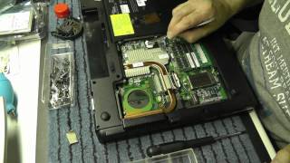 Repair instructions Fujitsu Siemens Amilo XA2528 laptop heating problems [upl. by Erik]