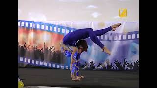 Contortion act with violinist [upl. by Eeleak957]