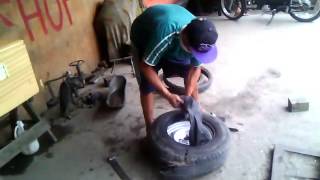 dismounting of car tire manual [upl. by Anerol]