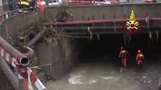 GENOVA  ALLUVIONE E TRAGEDIA DI VIA FEREGGIANO [upl. by Colette847]