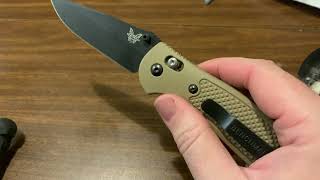 Benchmade Griptilian 551BKS30V Folding Knife Review 551 Mel Pardue Black Blade amp Sand Handle [upl. by Ahsuatan]