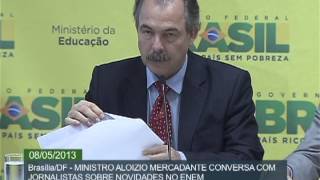 Ministro Aloizio Mercadante conversa com jornalistas sobre novidades do Enem 2013 [upl. by Yesiad]