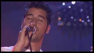 Smoke Gets In Your Eyes Auditorium Radio Italia DennisLive 2004 [upl. by Rudie829]