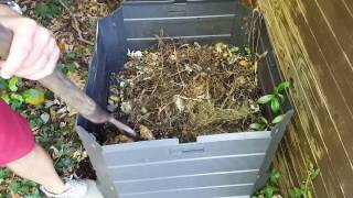 Comment je fais mon compost [upl. by Uhp]