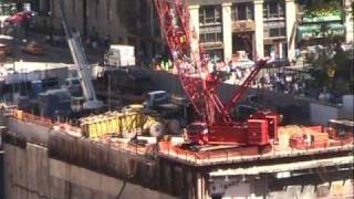 Manitowoc 14000 crawler crane lifting rolloff [upl. by Notsuoh]