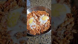 Delicious with hardly any dishes 😋 pasta eggs breakfast easyrecipe [upl. by Aryan]