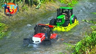 BRUDER TRAKTOR McCORMICK John Deere he fell into a river mud [upl. by Ninos]