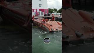 Top Fun Rocks the Dock loud powerboat nortech pokerrun speedboat supercat floridapowerboat [upl. by Abas463]