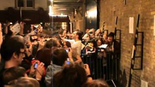 David Tennant amp Catherine Tate signing after Much Ado About Nothing 1682011 [upl. by Oiramel]