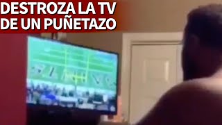 Pierde su equipo y destroza la TV de un puñetazo escuchen el sonido que emite antes  Diario AS [upl. by Aihtnamas126]