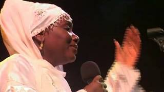 SAIDA BINTA THIAM  ILEYKA Avec Chorale [upl. by Wentworth]