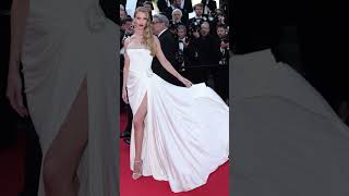 Rosie HuntingtonWhiteley exudes glamour in an elegant white evening gown  model fashion [upl. by Nihs920]