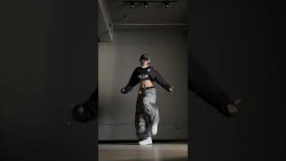 湊熱鬧 BY2 dance cover [upl. by Ravel]