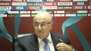 Katar 2022 WMSpiele im Iran FIFAChef Sepp Blatter denkt darüber nach [upl. by Ydospahr]