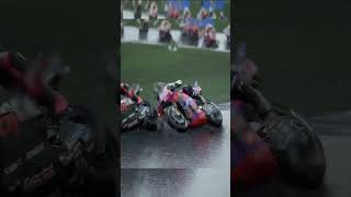 The excitement of racer J Martin during heavy rain motogp marquez [upl. by Gianni]