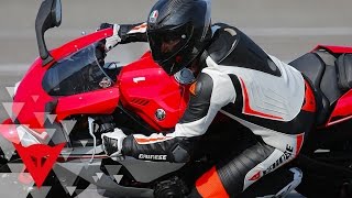 Dainese LAGUNA SECA D1 a step forward for leathers standards [upl. by Yevad170]