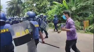 বরিশাল বিশ্ববিদ্যালয়ে পুলিশের আত্মসমর্পণ । [upl. by Aineval611]