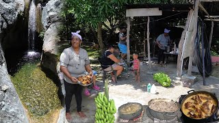 Aventura en Cabeza de Toro Bani Celi cocina Pescado en chiva de coco La vida del campo [upl. by Esirahs]