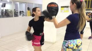 Muay Thai Feminino  Ac Ritmo Power  Kinberly Novaes [upl. by Novehs]