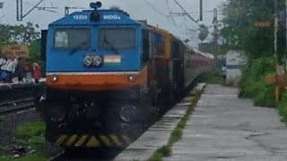 Wdg4  wdg4d Powering Barmer  Yeswantapur AC EXPRESS [upl. by Attelocin]