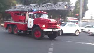 RARE HILO SOVIET SIREN AIR HORN WAIL ZiL fire trucks responding [upl. by Esenahs]