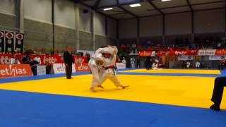 Chloé Albertpetite finale Championnat National Judo Jeunes 2013 Herstal [upl. by Ivan]