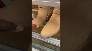 COME SHOP WITH ME walkthrough store shop store shoes fall winter cold [upl. by Nealson]