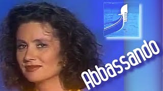 GIGLIOLA CINQUETTI quotABBASSANDOquot en vivo quotVen al Paraleloquot Televisión Española 1991 ⬇️Lyrics [upl. by Assirrac777]