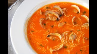 Sopa de almejas con fideos [upl. by Enatan]