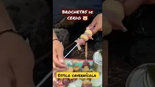 BROCHETAS de CERDO 🐷 cocinando estilo CAVERNICOLA 🔥 [upl. by Ynohtnaed]