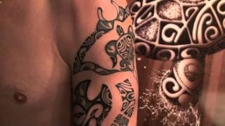 Tatouage polynesien homme bras epaule [upl. by Ecinnej]