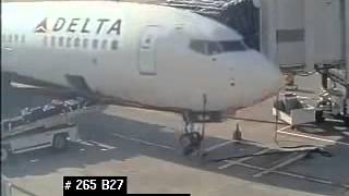 CCTV Delta 737 Tipping [upl. by Benedick210]