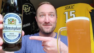 Weihenstephaner Hefeweissbier 🍺 Bayerische Staatsbrauererei Weihenstephan 🍺 German Beer Review 🍻 [upl. by Rothenberg]