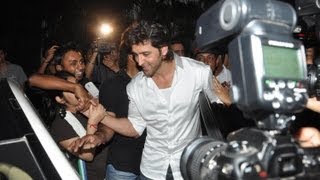 Hrithik Roshan Mobbed by FEMALE Fans [upl. by Monahon772]