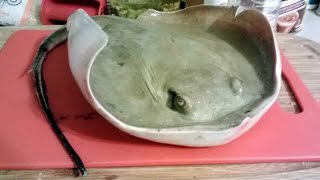 How to prepare stingray and how to cook stingray [upl. by Ellennahs]